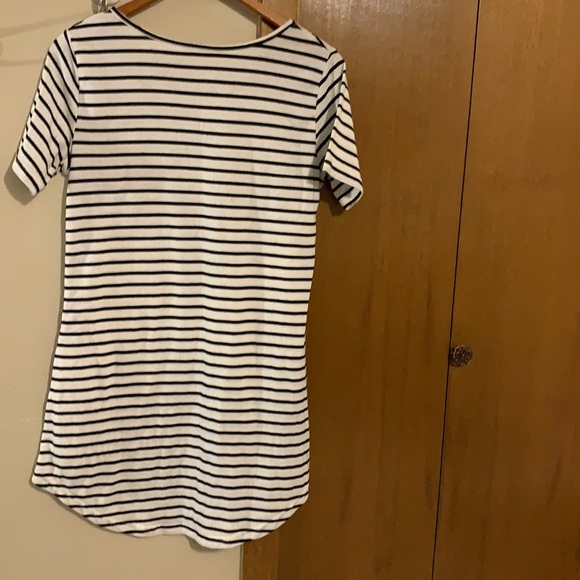 T-shirt Dress - Picture 3 of 4